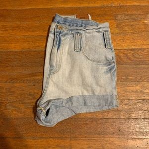 🎉ONE HOUR SALE! bdg high rise jean shorts